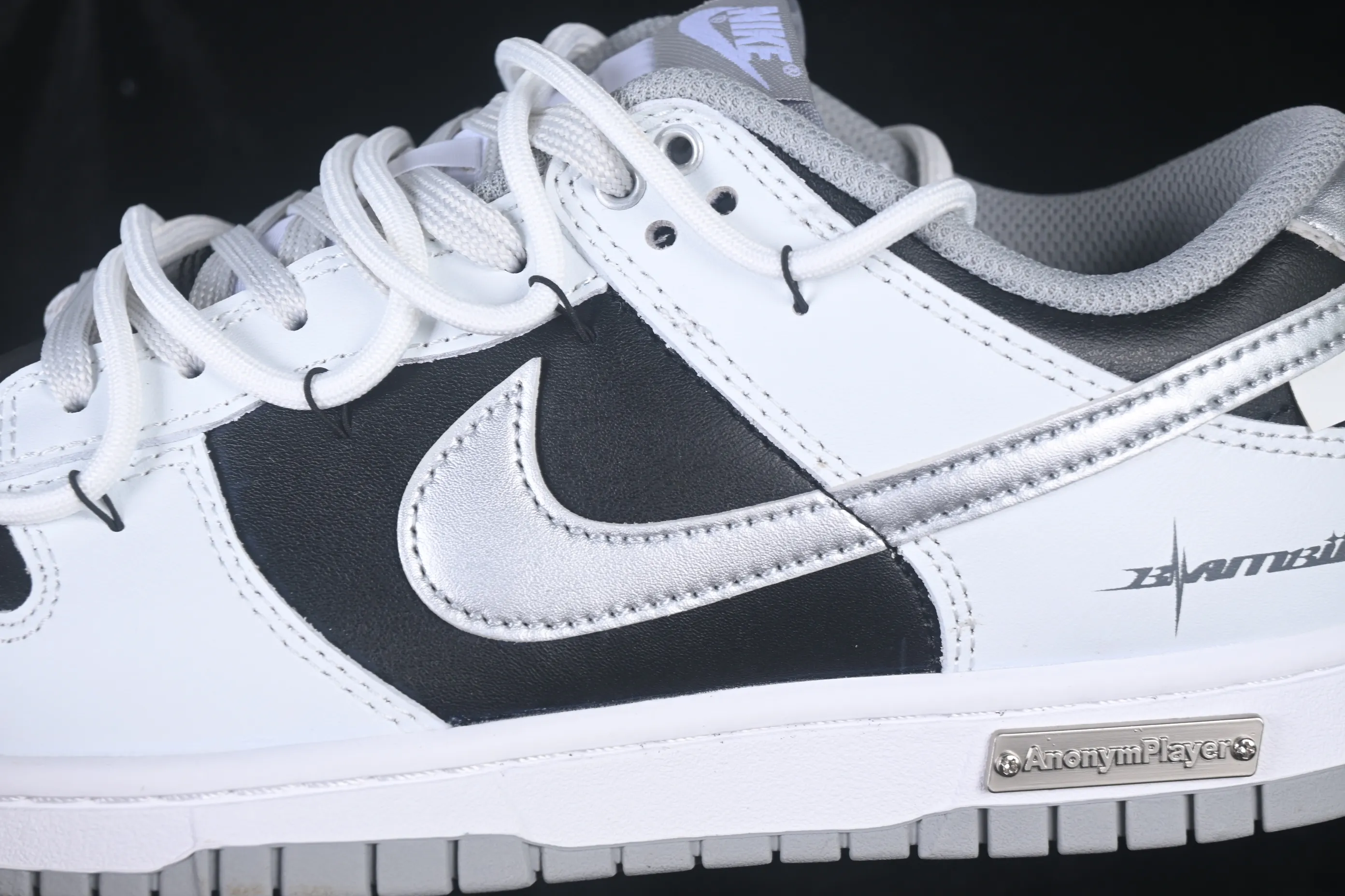 All categories Nk SB Dunk Series Nk SB Dunk Low High-end customized low-top sneakers Nike SB Dunk Low straps low-top casual sneakers HF5441-105